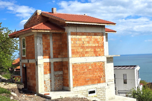 Building a house in Balchik