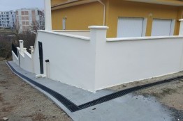 Building a drainage channel on a villa in Albena