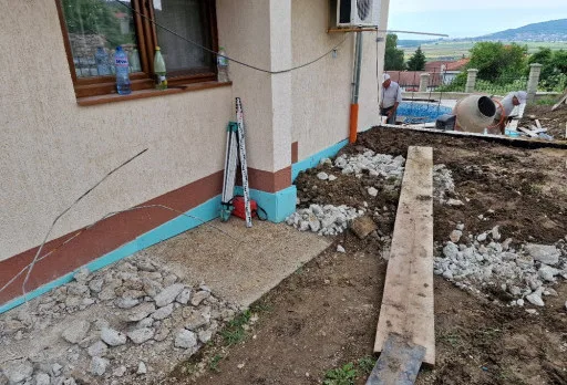 Строително-ремонтни работи на къща до Албена