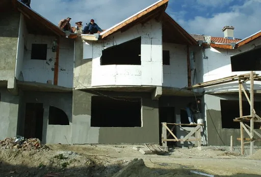 Строителство на 8 къщи в Балчик, с. Рогачево