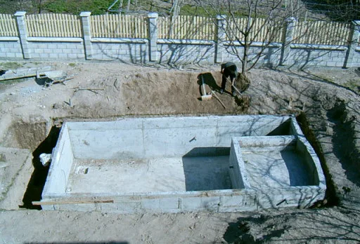 Строителство на басейн в Балчик