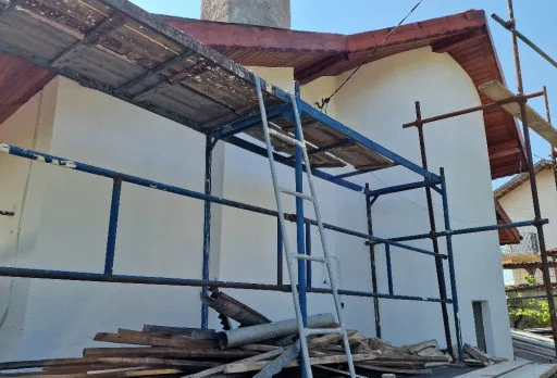 Строително-ремонтни работи на къща до Балчик
