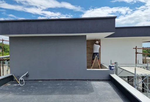 Модерна вила с плосък покрив в Балчик