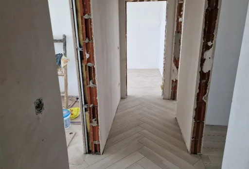 Модерна вила с плосък покрив в Балчик