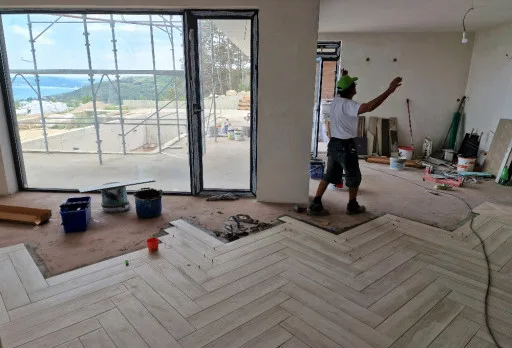 Модерна вила с плосък покрив в Балчик