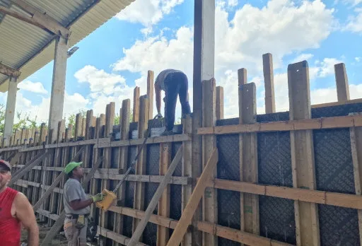 Строителство на складове за зърно в Генерал Тошево