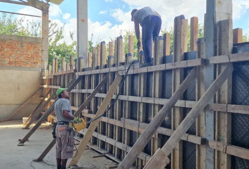 Строителство на складове за зърно в Генерал Тошево