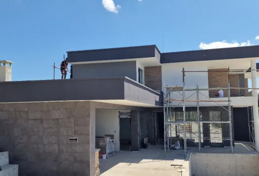 Модерна вила с плосък покрив в Балчик