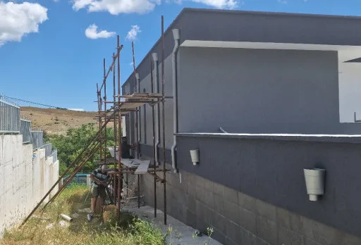 Модерна вила с плосък покрив в Балчик