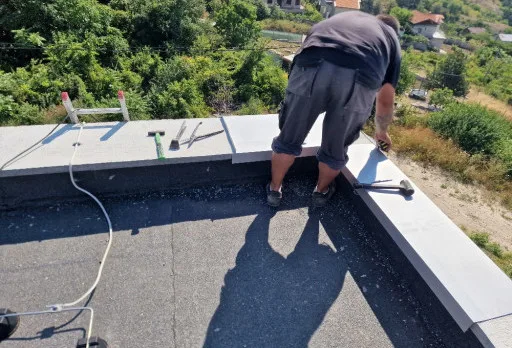 Модерна вила с плосък покрив в Балчик