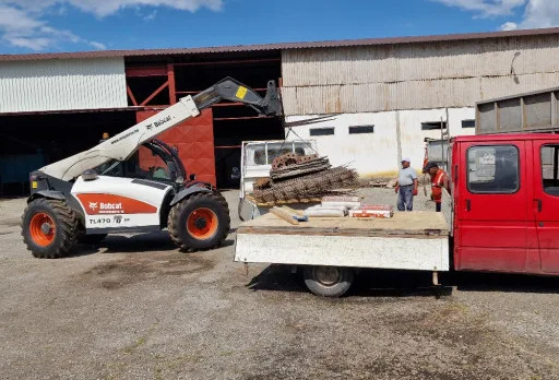 Строителство на складове за зърно в Кардам