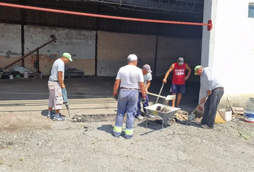 Строителство на складове за зърно в Кардам