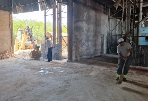 Строителство на складове за зърно в Кардам