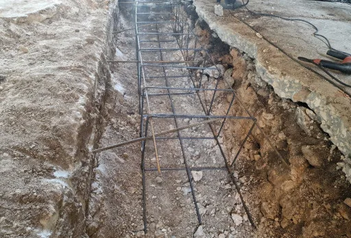 Строителство на складове за зърно в Кардам