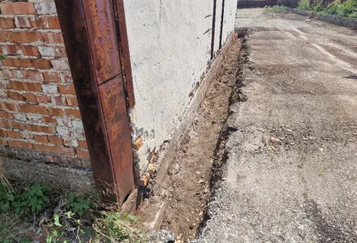 Строителство на складове за зърно в Кардам