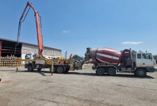 Строителство на складове за зърно в Кардам