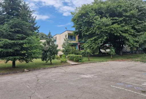 Строителство на бетонова ограда на детска градина в гр. Добрич