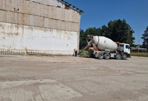Строителство на складове за зърно в Кардам