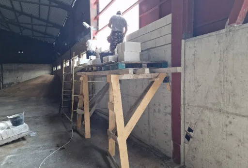 Строителство на складове за зърно в Кардам