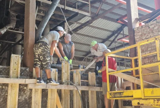 Строителство на складове за зърно в Кардам