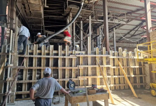 Строителство на складове за зърно в Кардам