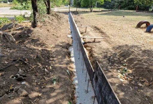 Строителство на бетонова ограда на детска градина в гр. Добрич