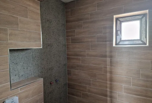 Модерна вила с плосък покрив в Балчик