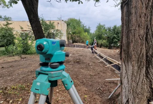 Строителство на бетонова ограда на детска градина в гр. Добрич