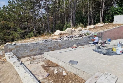 Модерна вила с плосък покрив в Балчик