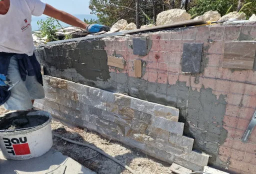 Модерна вила с плосък покрив в Балчик