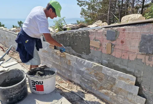 Модерна вила с плосък покрив в Балчик