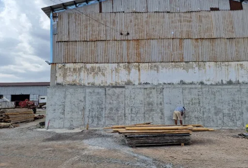 Строителство на складове за зърно в Кардам