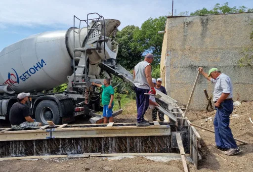 Строителство на бетонова ограда на детска градина в гр. Добрич