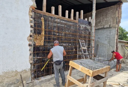 Строителство на складове за зърно в Кардам