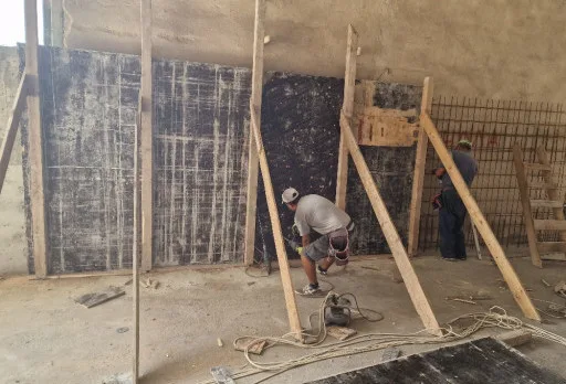 Строителство на складове за зърно в Кардам