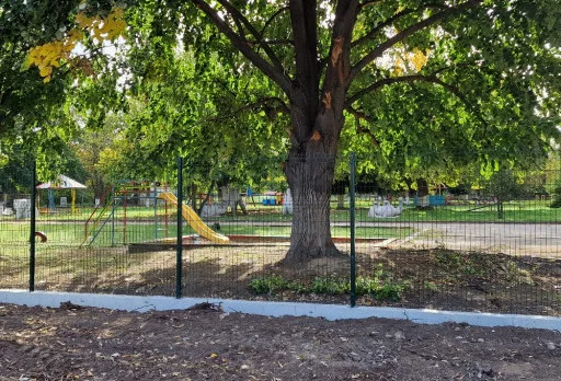 Строителство на бетонова ограда на детска градина в гр. Добрич