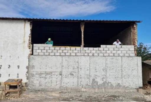 Строителство на складове за зърно в Кардам