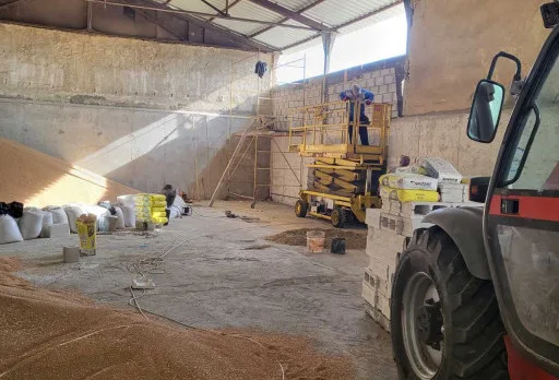 Строителство на складове за зърно в Кардам