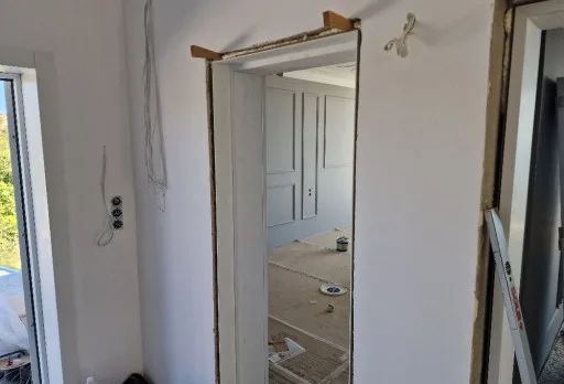 Модерна вила с плосък покрив в Балчик