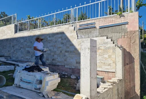 Модерна вила с плосък покрив в Балчик