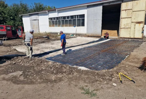 Строителство на складове за зърно в Кардам