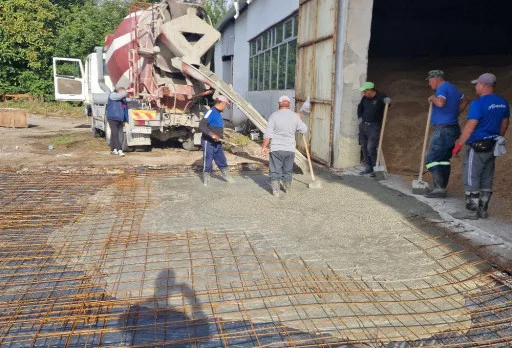 Строителство на складове за зърно в Кардам