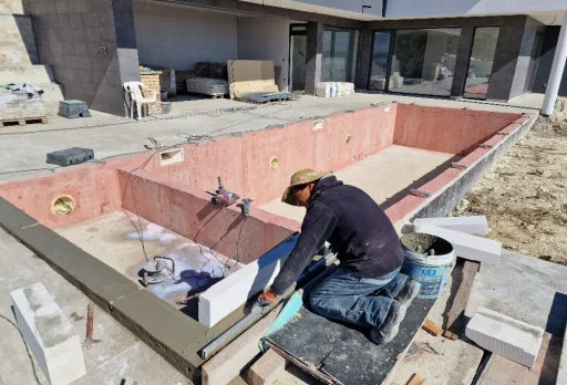 Строителство на басейн в Балчик