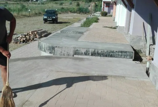 Ремонт на площадка на комплекс в с. Рогачево, Албена