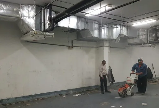 Строително-монтажни работи на основи за индустриален принтер във Варна