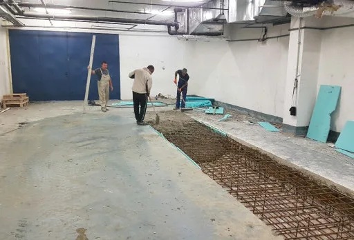 Строително-монтажни работи на основи за индустриален принтер във Варна