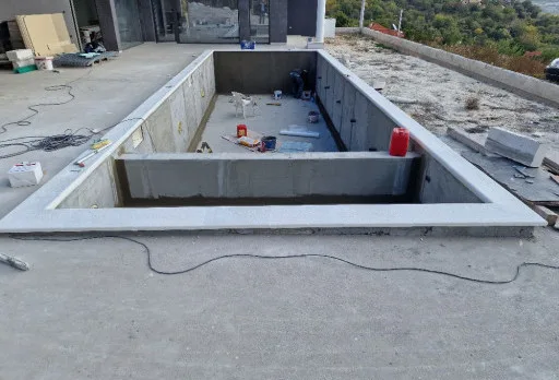 Строителство на басейн в Балчик