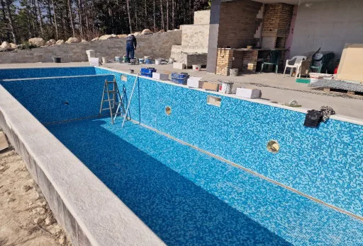 Строителство на басейн в Балчик