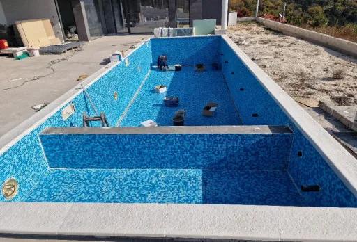 Модерна вила с плосък покрив в Балчик