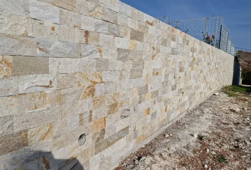 Модерна вила с плосък покрив в Балчик